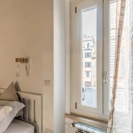 Domus Paganica Charming Apartamento *