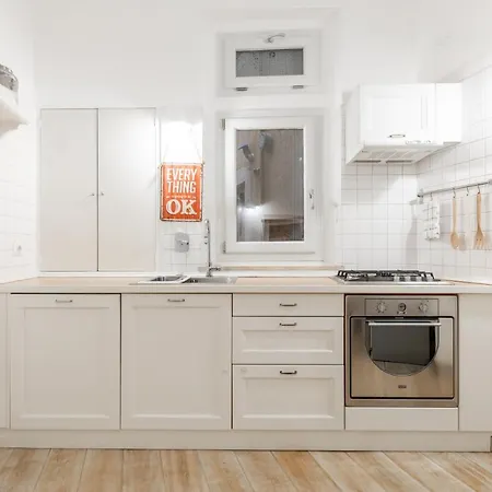 Domus Paganica Charming Apartment *